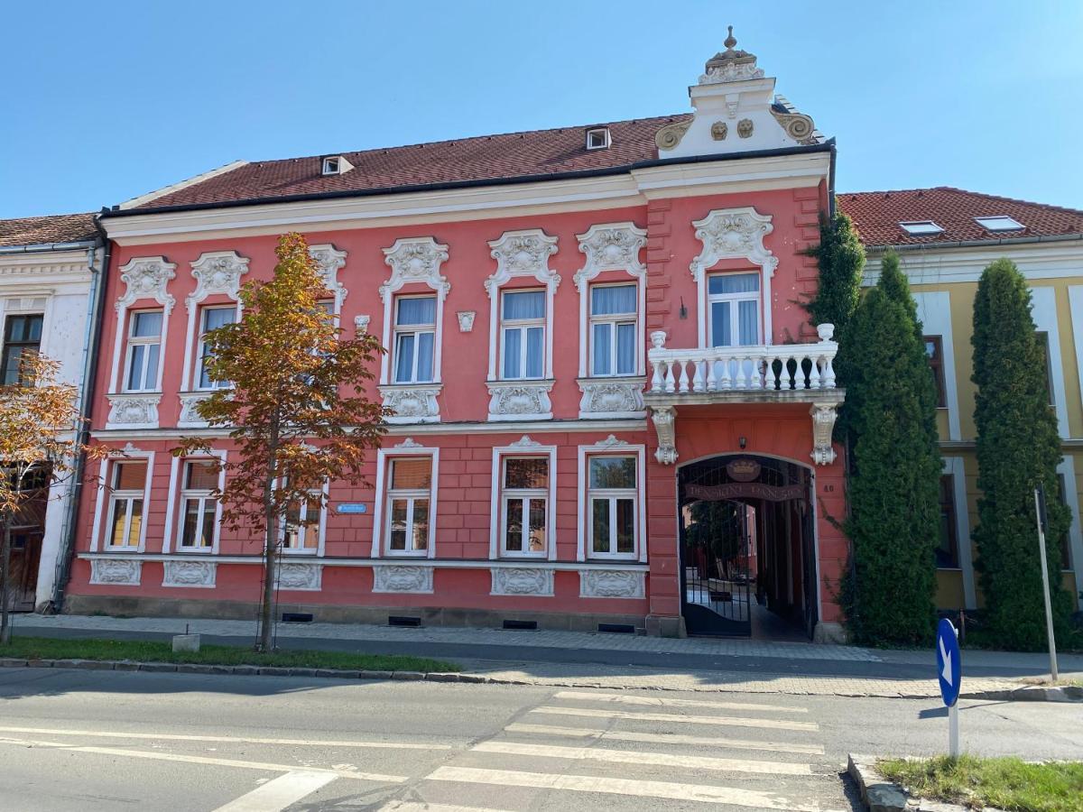 Pensiunea Korona And Restaurant Miercurea Ciuc Buitenkant foto