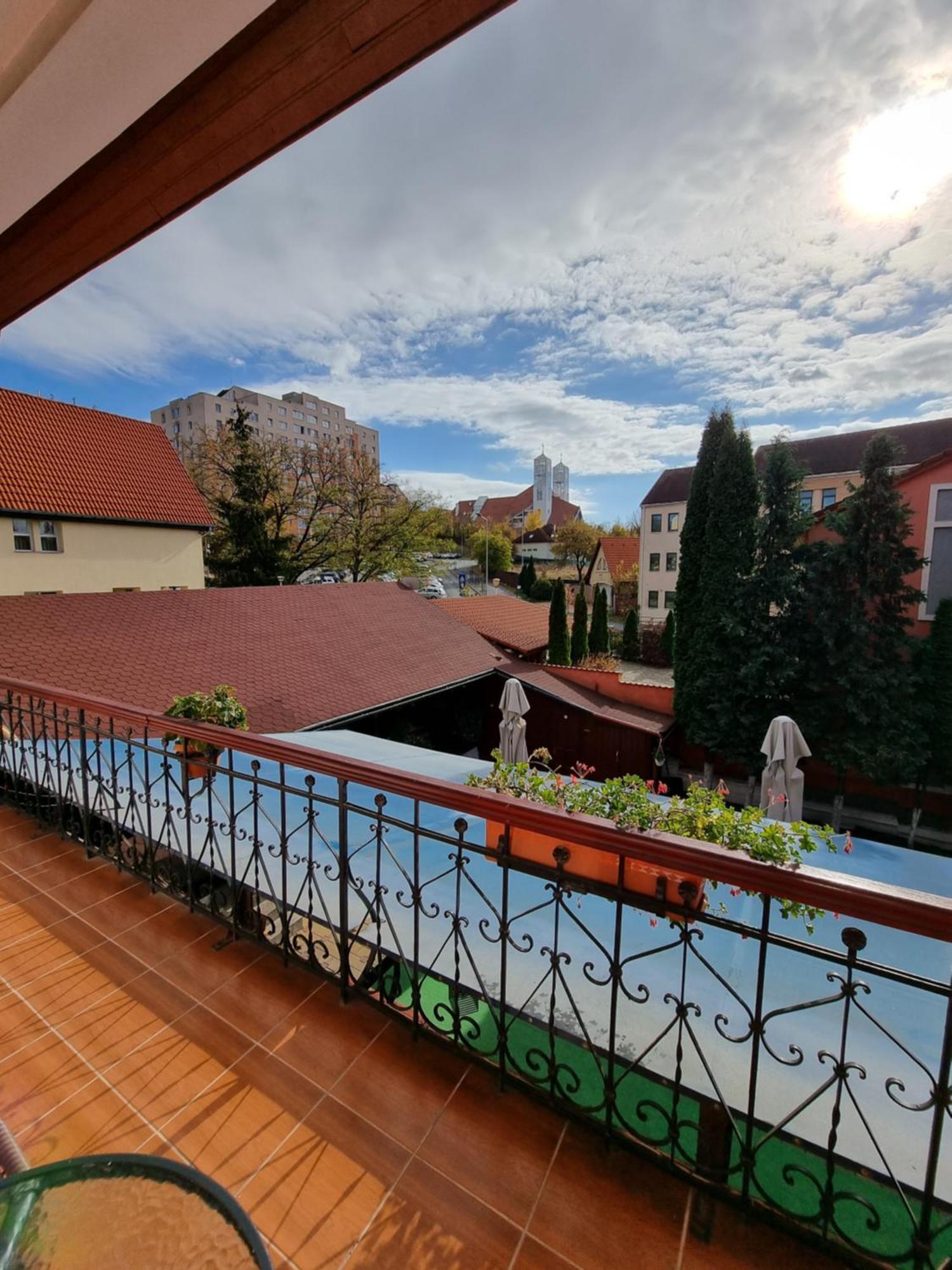 Pensiunea Korona And Restaurant Miercurea Ciuc Buitenkant foto