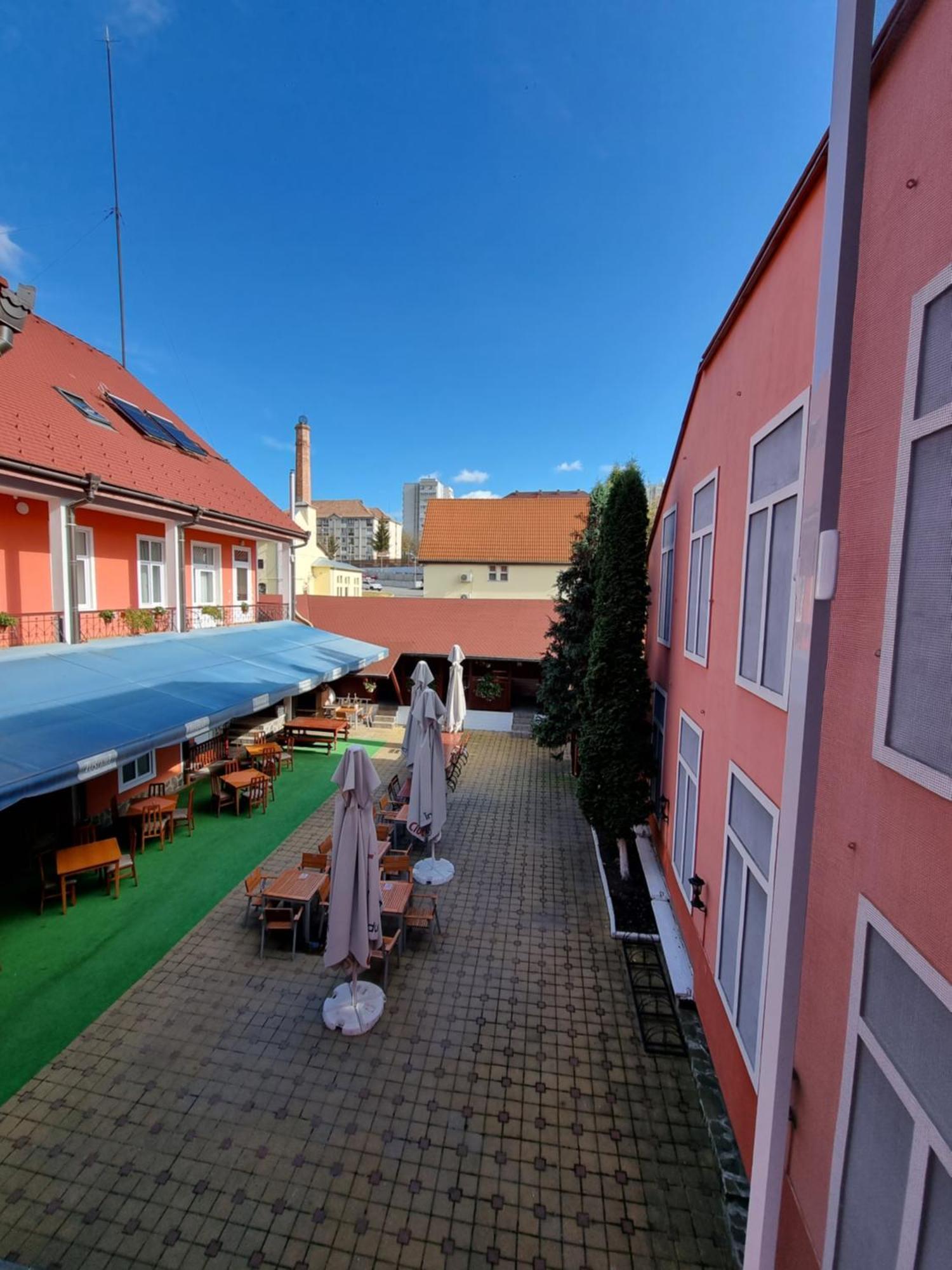 Pensiunea Korona And Restaurant Miercurea Ciuc Buitenkant foto